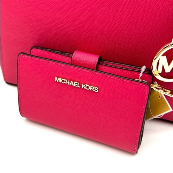 Michael Kors Large Charlotte Tote Bag & MD Bifold Zip Chain Wallet Electric Pink - Picture 11 of 14